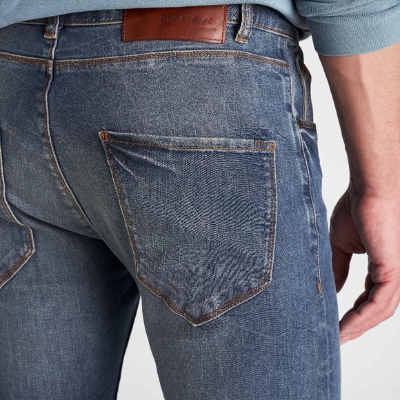 Gabba- Rey Slim Fit Tapered Jeans- 31x32 - Picture 2 of 5